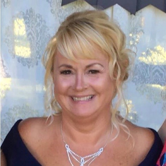 Meet your Posher, Carole - Picture 1 of 1